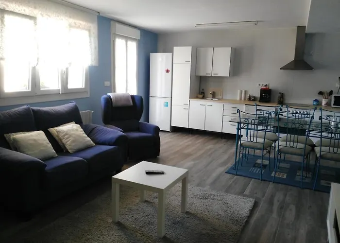 דירה Lur Etxea *